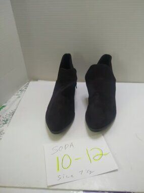 Women Soda black suede Booties size 7 1/2